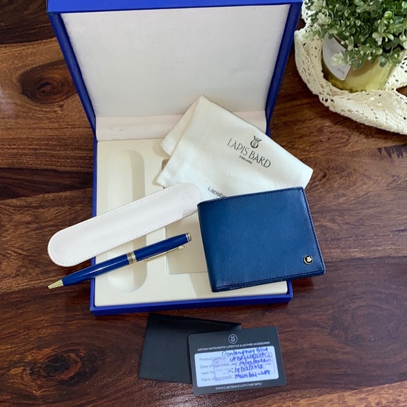 LAPIS BARD
Ball Pen with Myfair Wallet - Picture 2 of 5